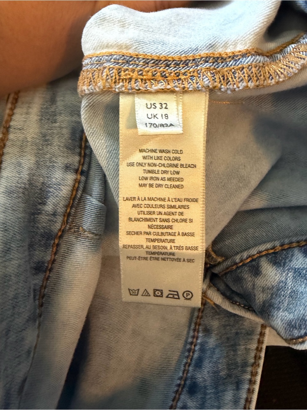 We The Free by Free People Flare Jeans – Light Wash – Size 32 - Picture 5 of 6